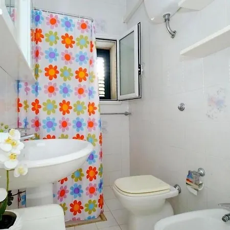 Holiday Homes Alezio - Iap02109C-Lya * Alezio